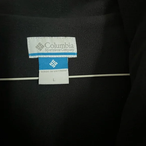 Columbia Women's Purple Vest - Picture 6 of 9